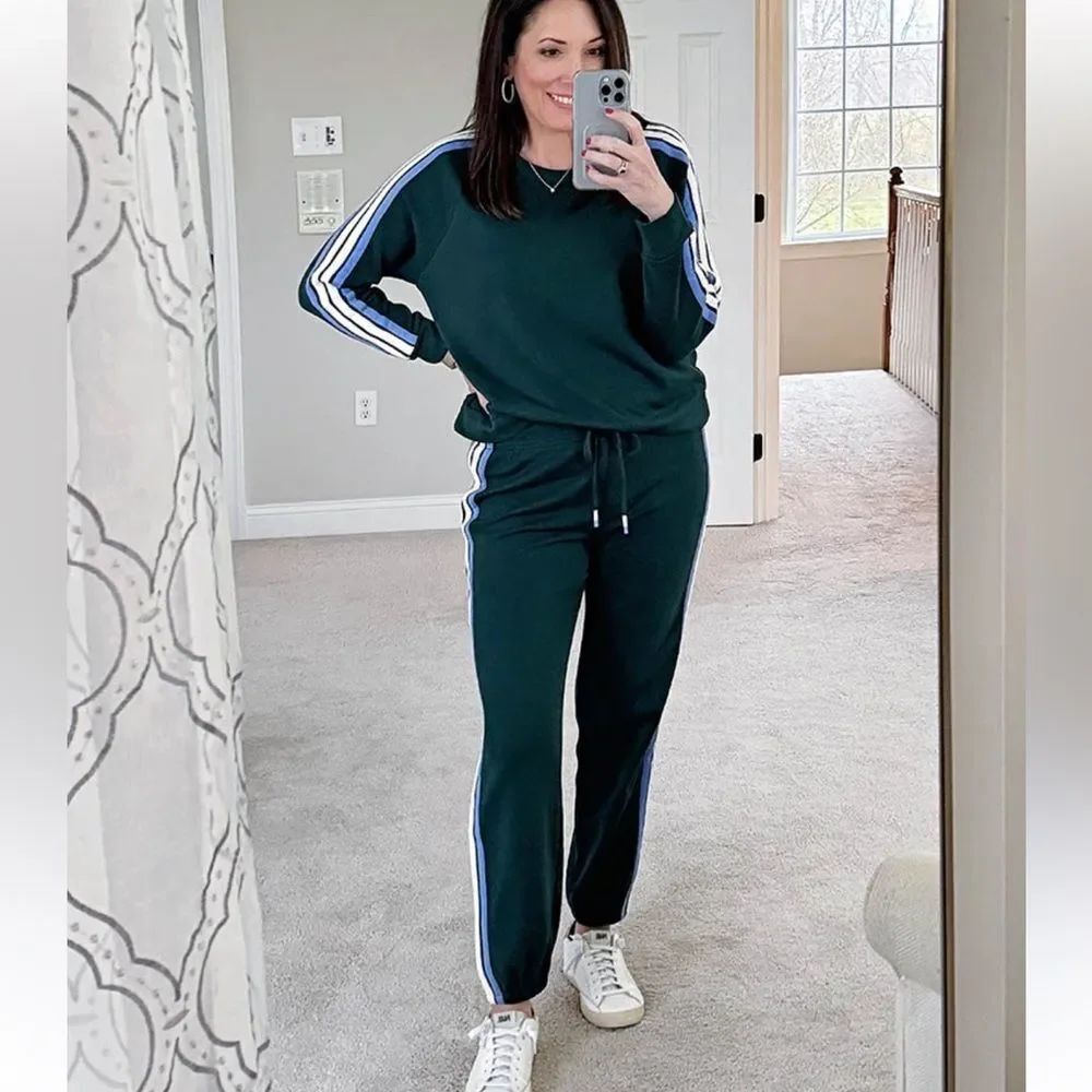 Lou & Grey Green Stripe Sweatsuit Sweatshirt and Sweatpants Women’s Large/XL